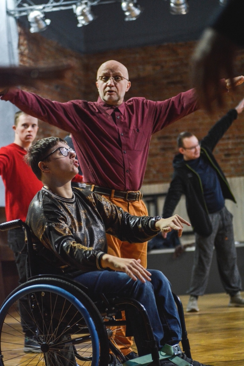 Zdjęcie w galerii na portalu naszwodzislaw.com: Udowodnili, że teatr niejedno ma imię [FOTO] wiadomości z regionu