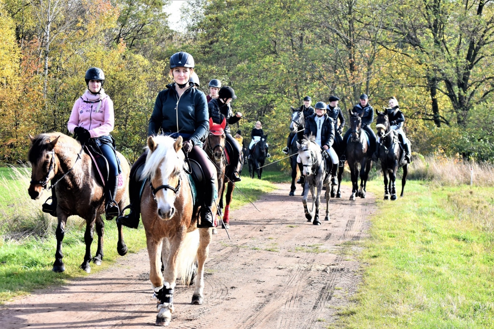 Zdjęcie w galerii na portalu naszwodzislaw.com: Hubertus 2022 za nami. Pogonili za lisią kitą wiadomości z regionu