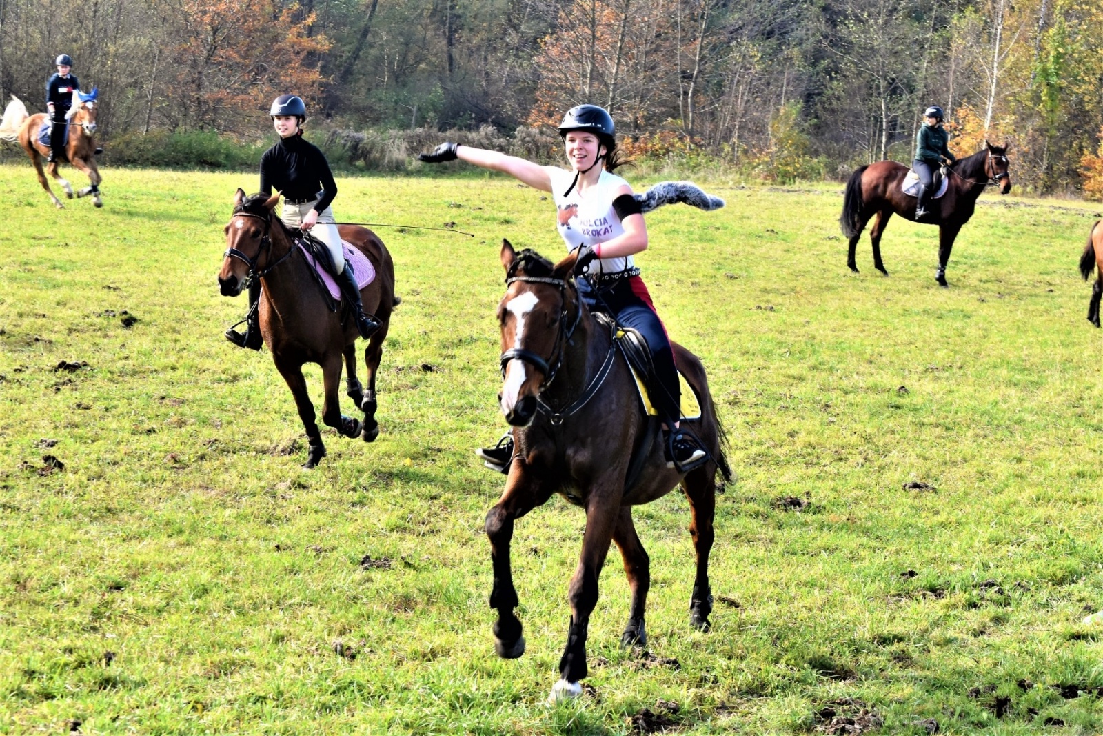 Zdjęcie w galerii na portalu naszwodzislaw.com: Hubertus 2022 za nami. Pogonili za lisią kitą wiadomości z regionu