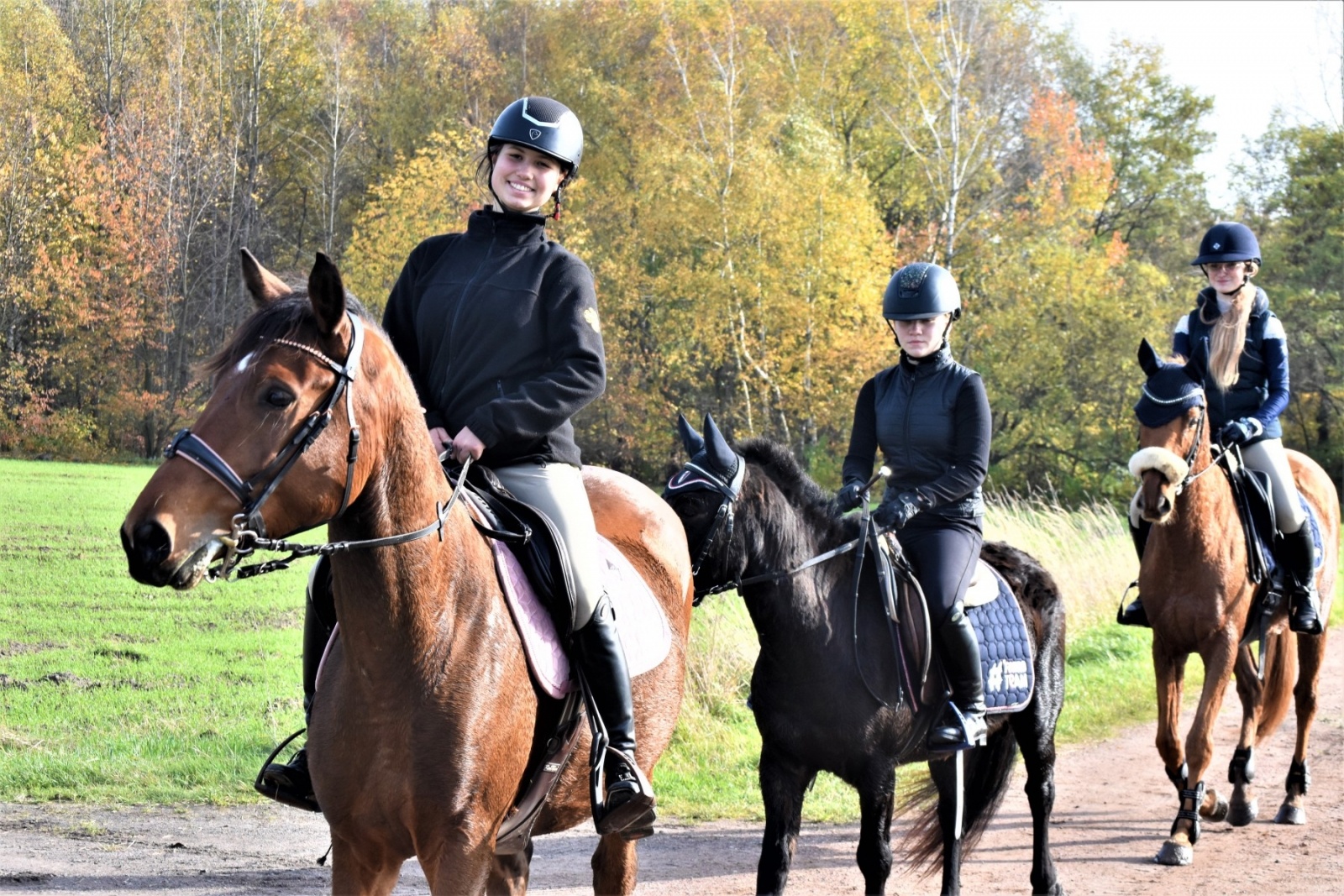Zdjęcie w galerii na portalu naszwodzislaw.com: Hubertus 2022 za nami. Pogonili za lisią kitą wiadomości z regionu