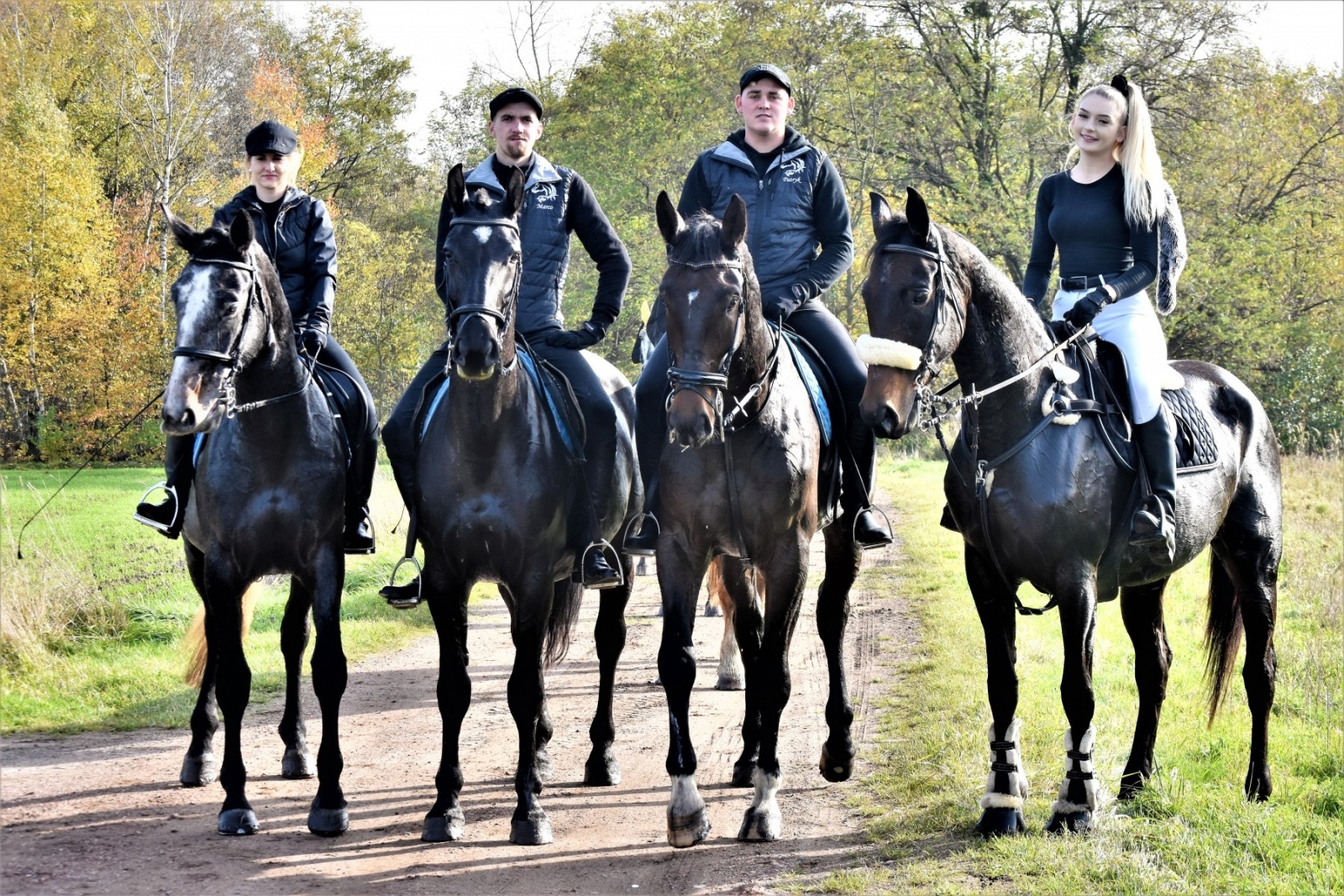 Zdjęcie w galerii na portalu naszwodzislaw.com: Hubertus 2022 za nami. Pogonili za lisią kitą wiadomości z regionu