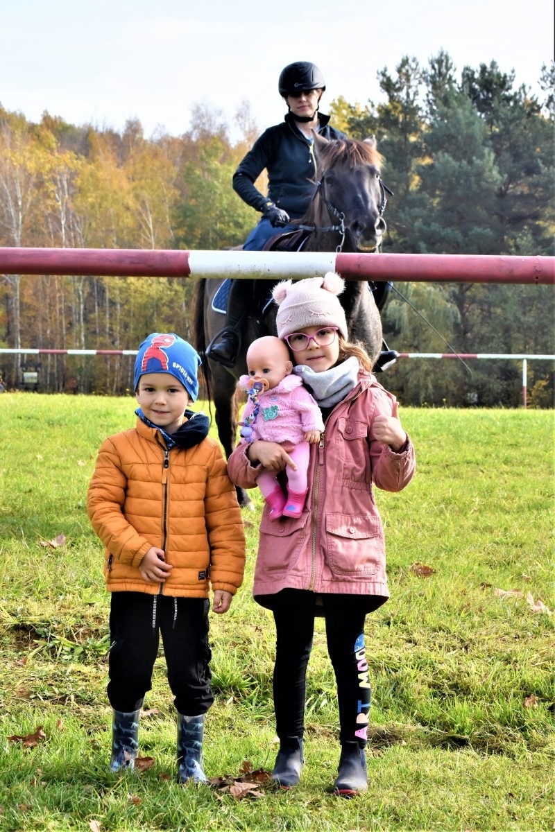 Zdjęcie w galerii na portalu naszwodzislaw.com: Hubertus 2022 za nami. Pogonili za lisią kitą wiadomości z regionu