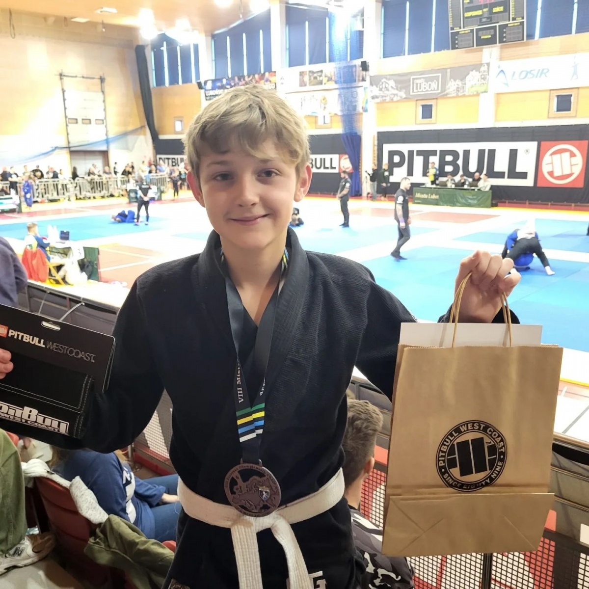 Zdjęcie w galerii na portalu naszwodzislaw.com: KS Stein Brasilian z Rydułtów z medalami na ME wiadomości z regionu