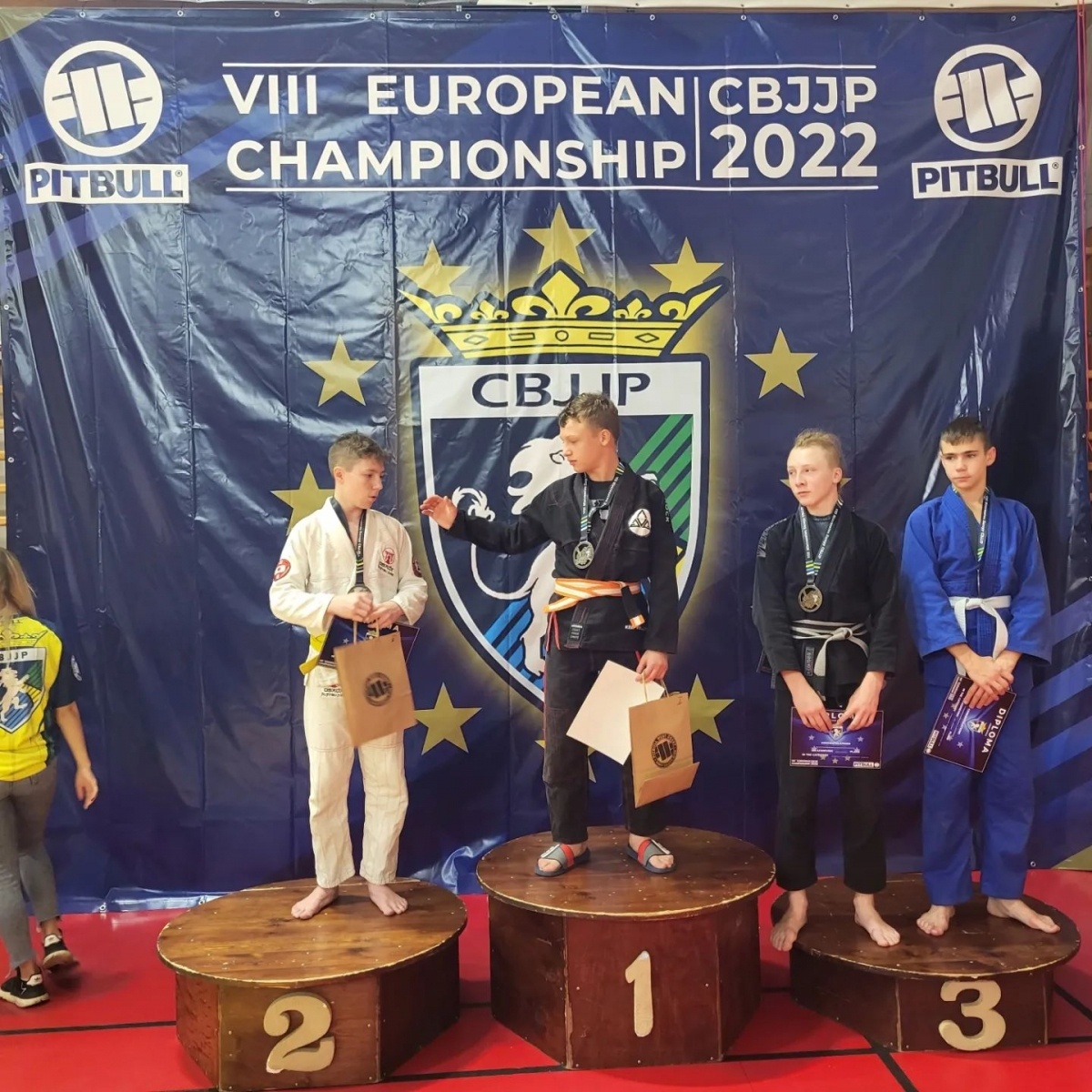 Zdjęcie w galerii na portalu naszwodzislaw.com: KS Stein Brasilian z Rydułtów z medalami na ME wiadomości z regionu