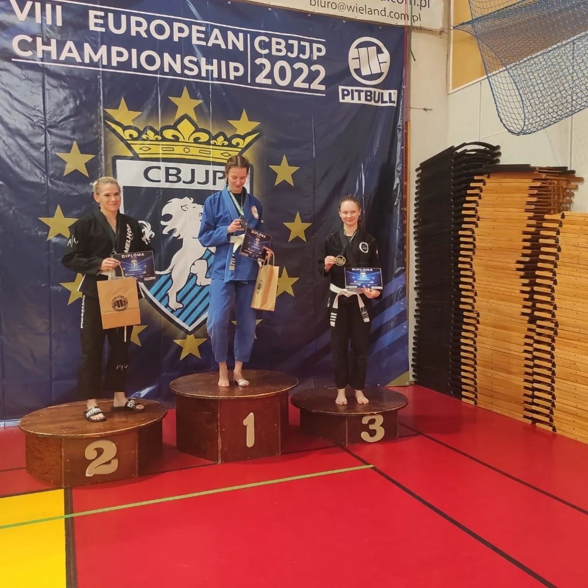 Zdjęcie w galerii na portalu naszwodzislaw.com: KS Stein Brasilian z Rydułtów z medalami na ME wiadomości z regionu