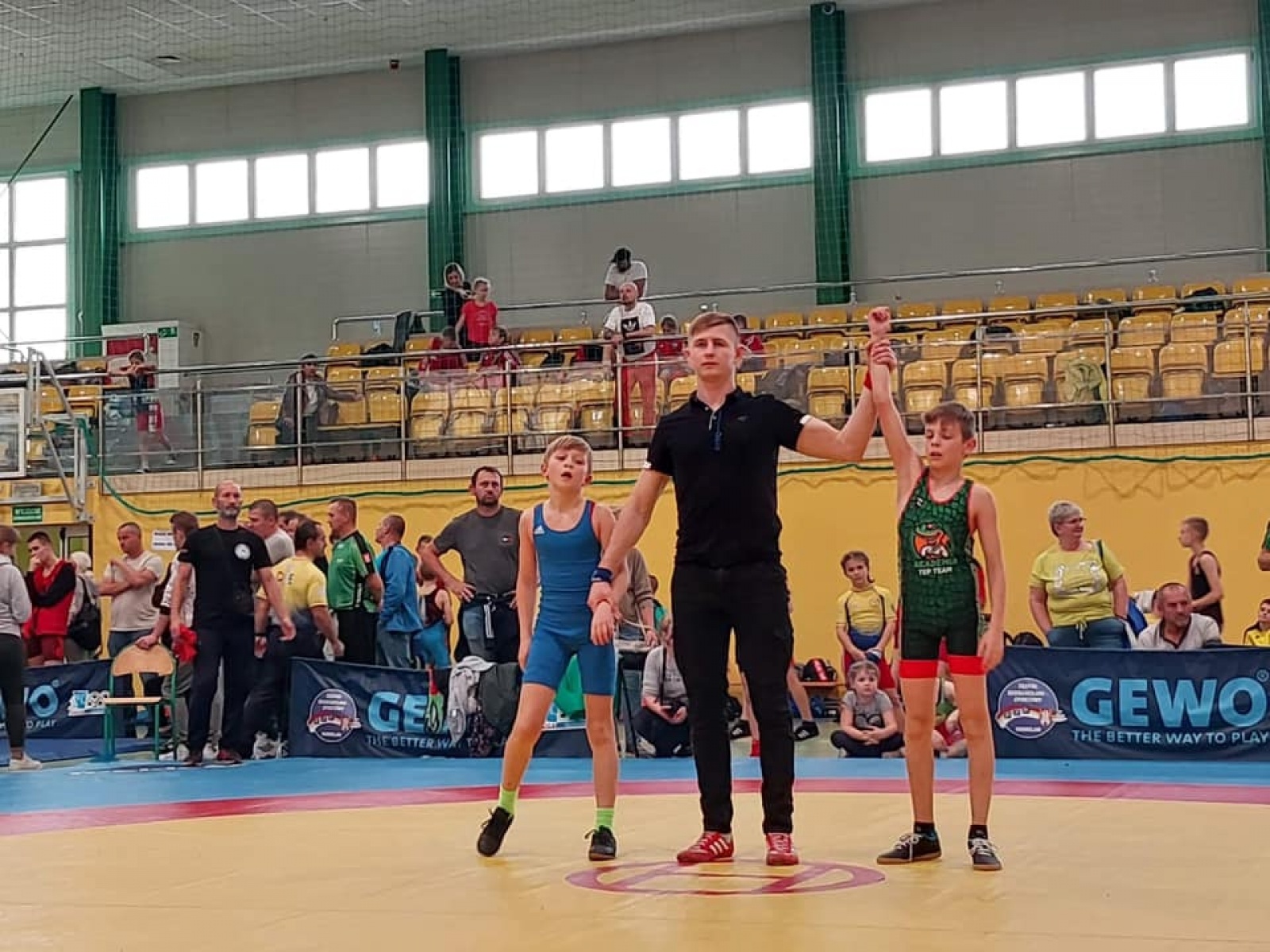 Zdjęcie w galerii na portalu naszwodzislaw.com: Udany weekend Akademii Top Team wiadomości z regionu