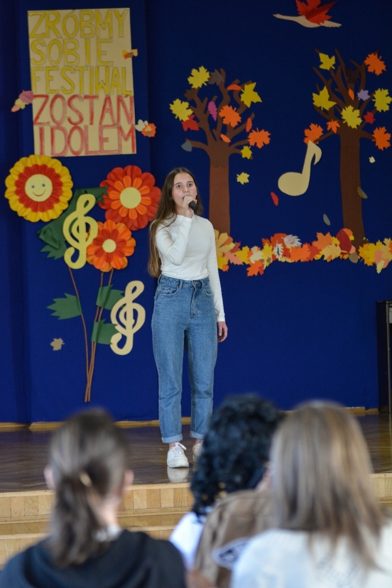 Zdjęcie w galerii na portalu naszwodzislaw.com: Zostań idolem. Finał konkursu coraz bliżej wiadomości z regionu