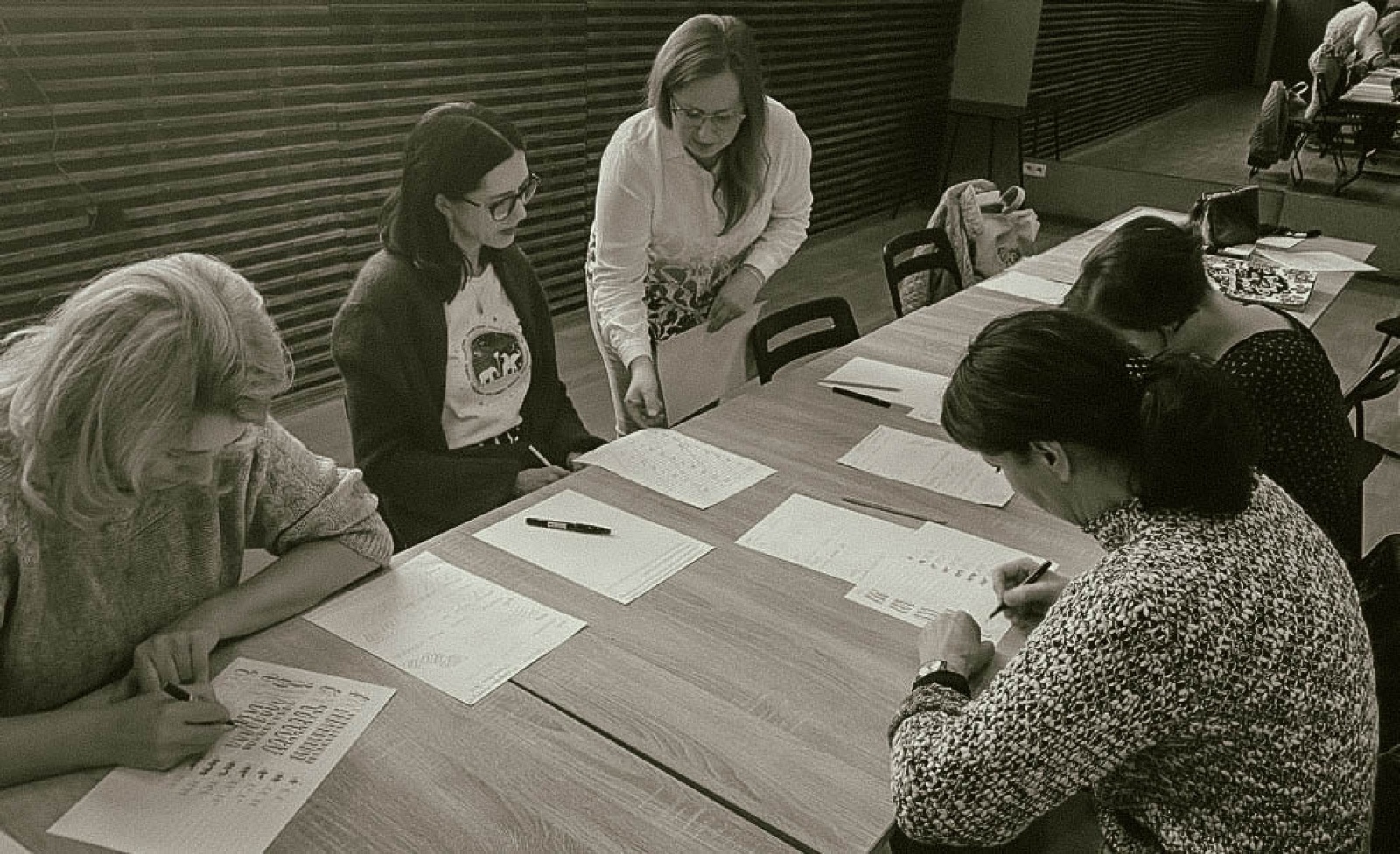 Zdjęcie w galerii na portalu naszwodzislaw.com: Warsztaty z kaligrafii w WCK wiadomości z regionu