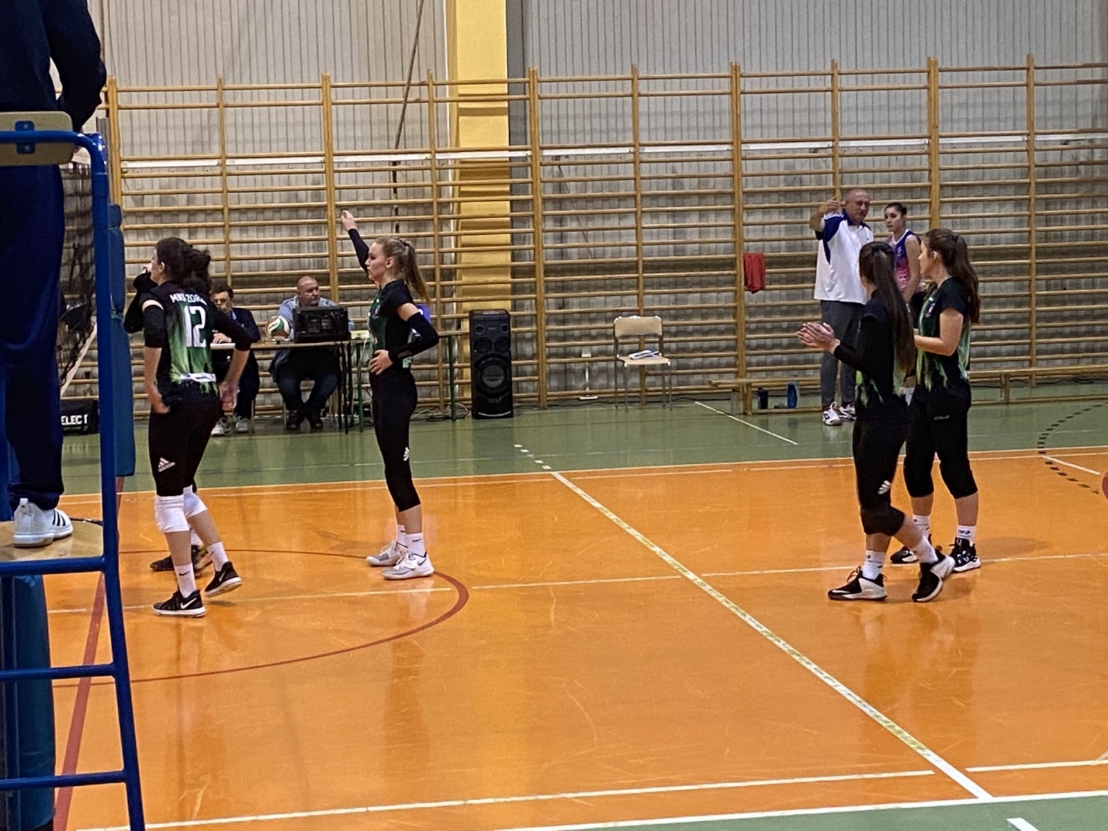 Zdjęcie w galerii na portalu naszwodzislaw.com: Siatkarki Zorzy górą w derbowym pojedynku wiadomości z regionu