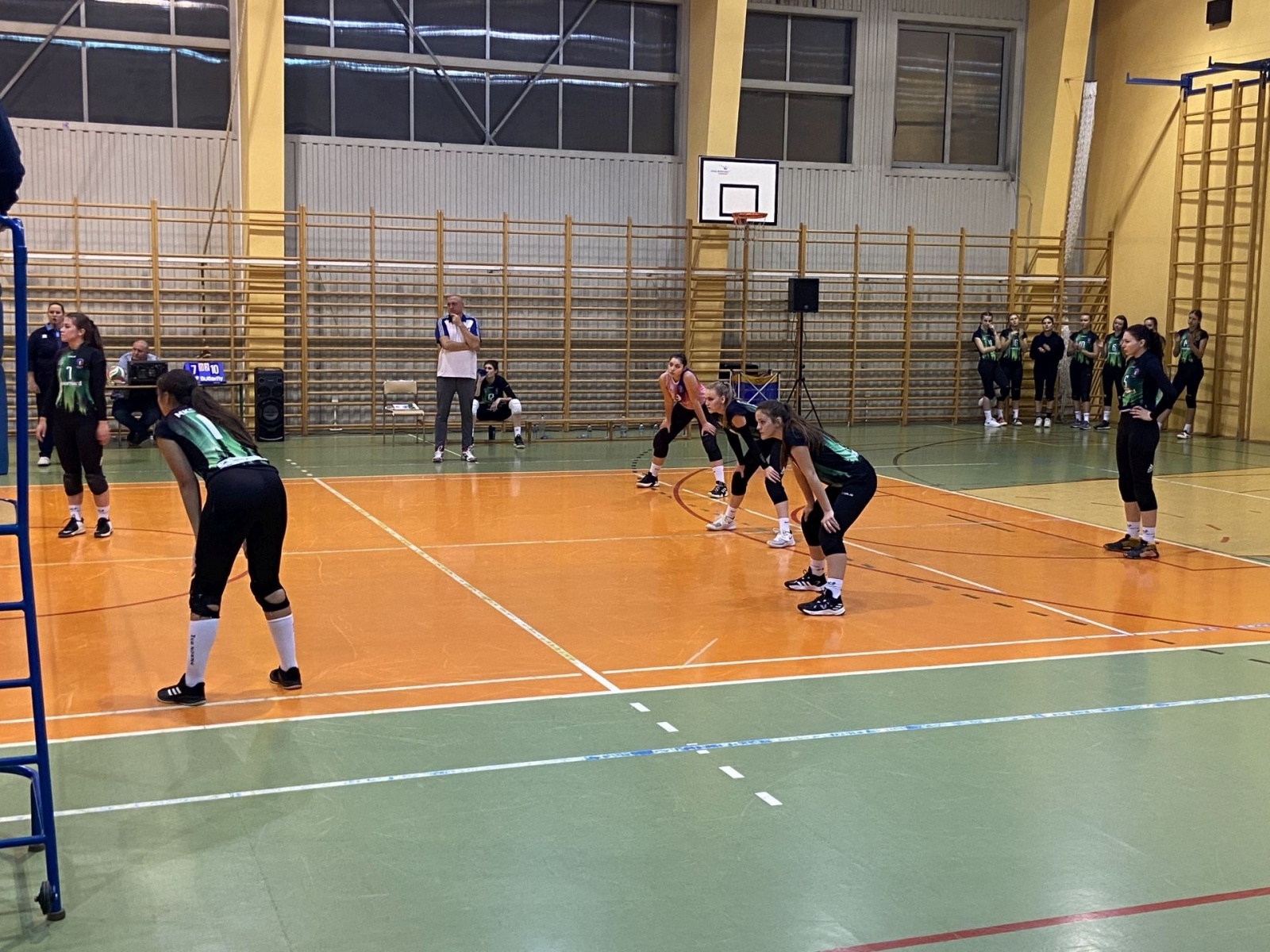 Zdjęcie w galerii na portalu naszwodzislaw.com: Siatkarki Zorzy górą w derbowym pojedynku wiadomości z regionu