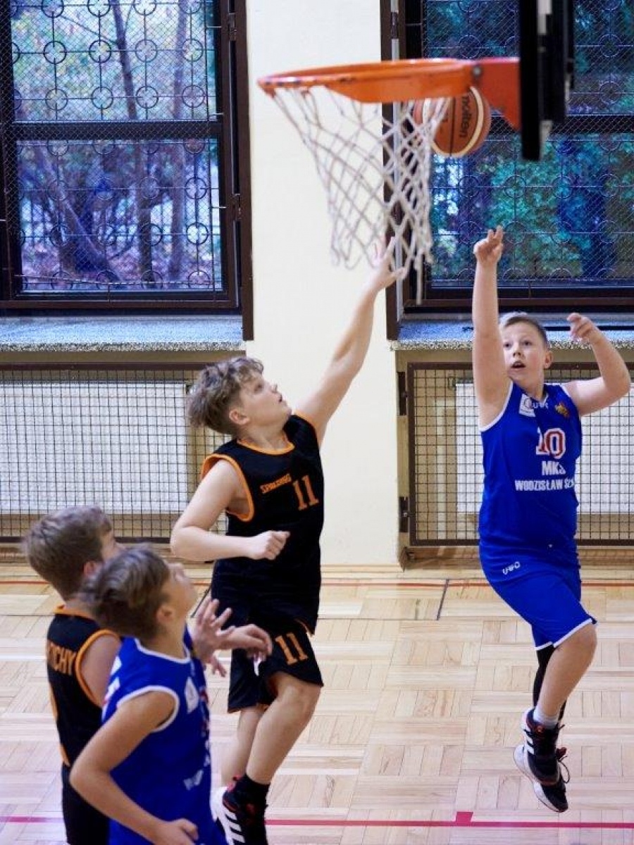 Zdjęcie w galerii na portalu naszwodzislaw.com: Wodzisławscy koszykarze na turnieju w Oświęcimiu [FOTO i WIDEO] wiadomości z regionu