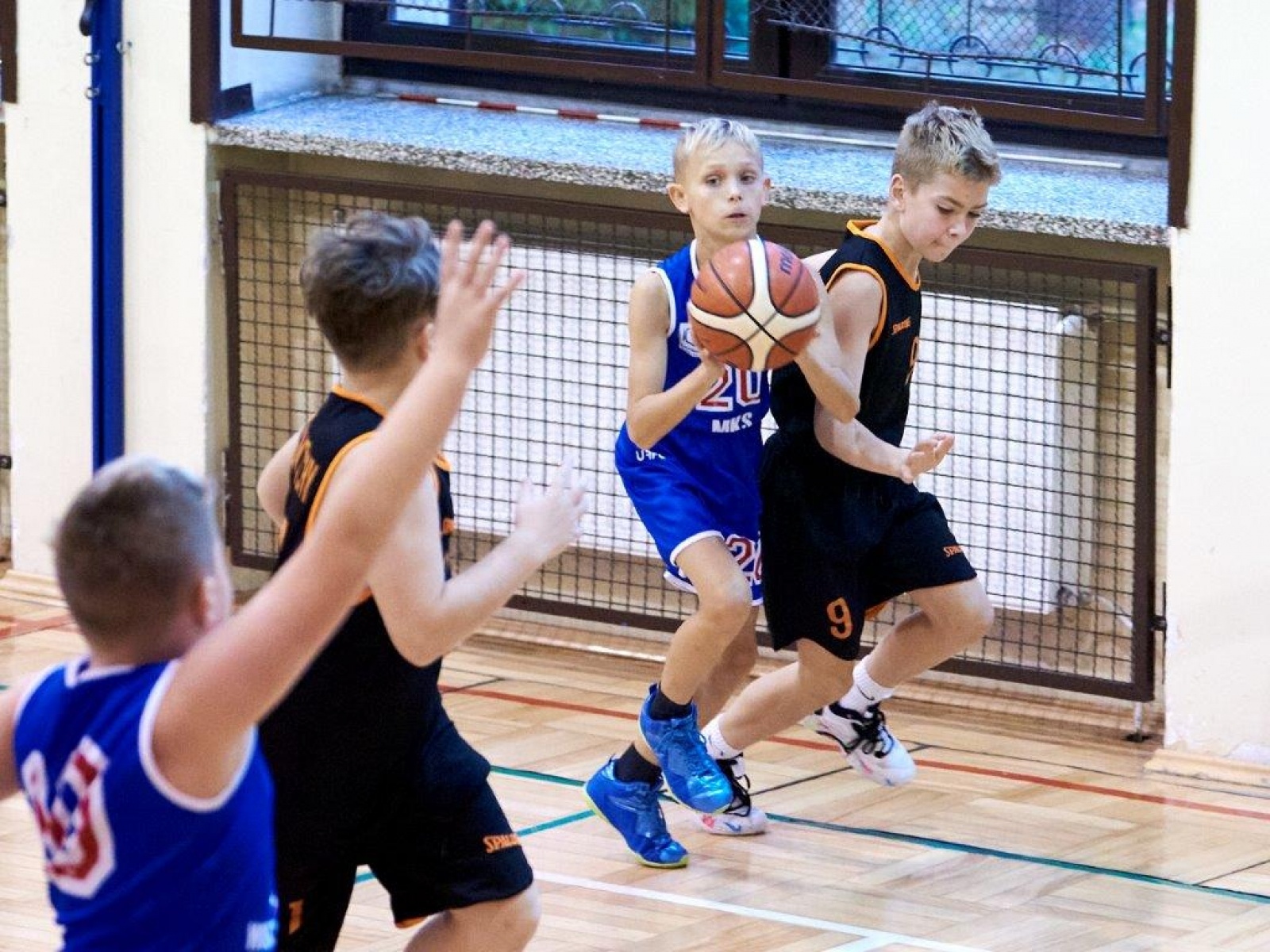 Zdjęcie w galerii na portalu naszwodzislaw.com: Wodzisławscy koszykarze na turnieju w Oświęcimiu [FOTO i WIDEO] wiadomości z regionu