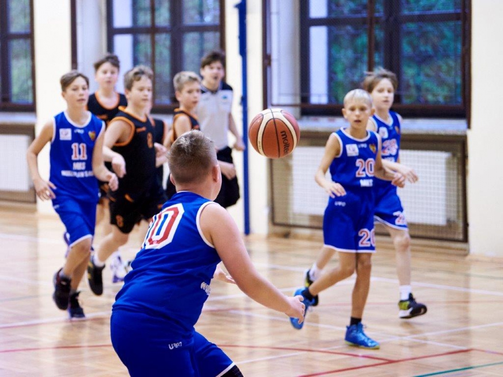 Zdjęcie w galerii na portalu naszwodzislaw.com: Wodzisławscy koszykarze na turnieju w Oświęcimiu [FOTO i WIDEO] wiadomości z regionu