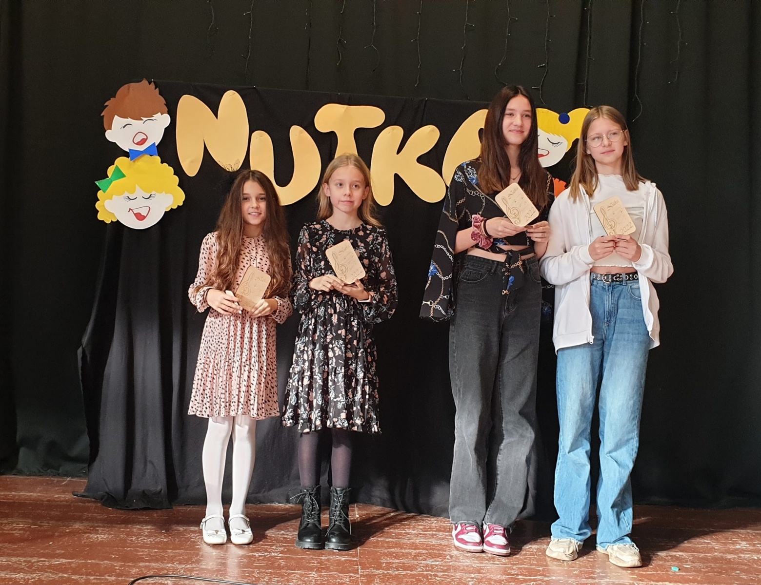 Zdjęcie w galerii na portalu naszwodzislaw.com: Konkurs piosenki Nutka 2022 w wodzisławskim ZSP4 wiadomości z regionu