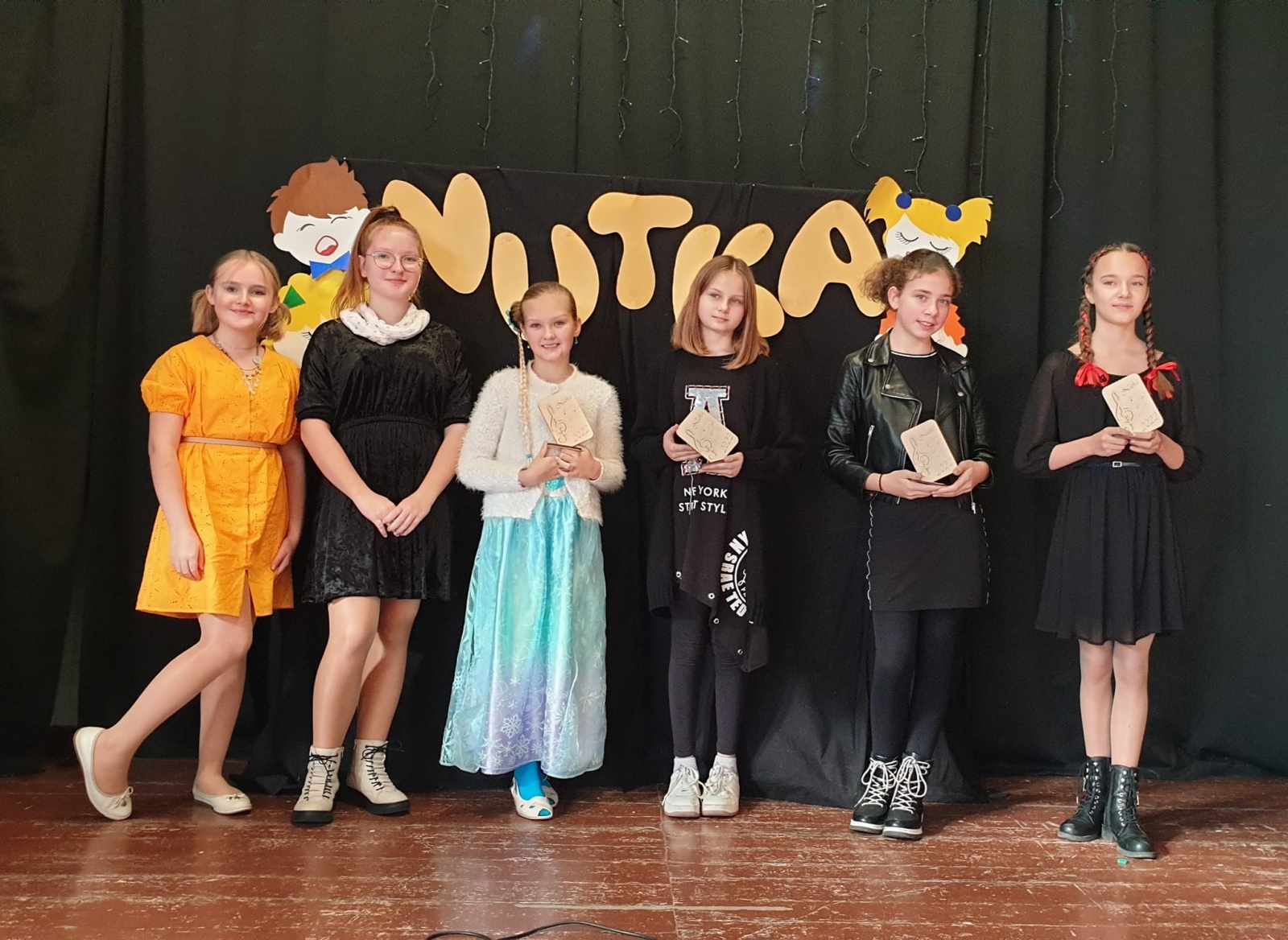 Zdjęcie w galerii na portalu naszwodzislaw.com: Konkurs piosenki Nutka 2022 w wodzisławskim ZSP4 wiadomości z regionu