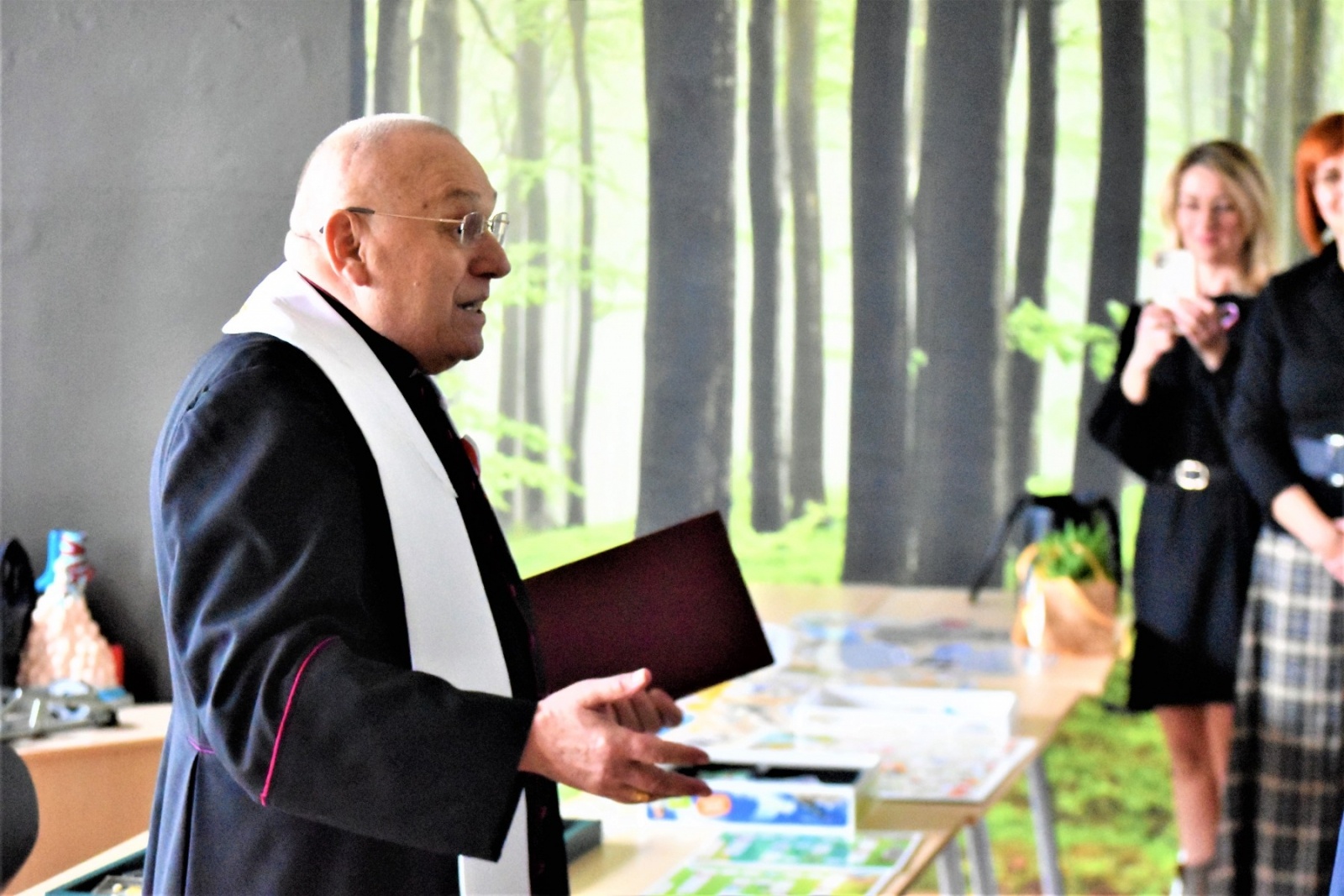 Zdjęcie w galerii na portalu naszwodzislaw.com: Trzy powody do świętowania. Dzień Niepodległości w SP Skrzyszów wiadomości z regionu