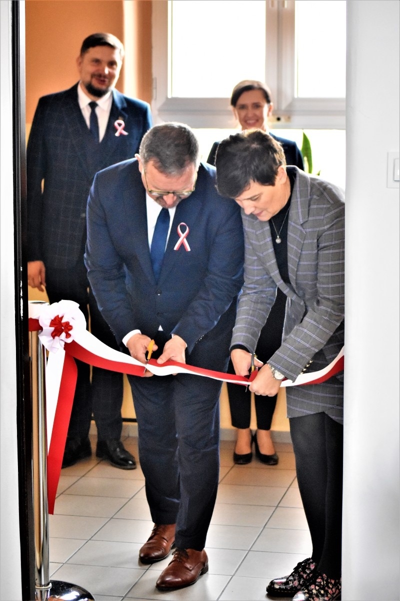 Zdjęcie w galerii na portalu naszwodzislaw.com: Trzy powody do świętowania. Dzień Niepodległości w SP Skrzyszów wiadomości z regionu