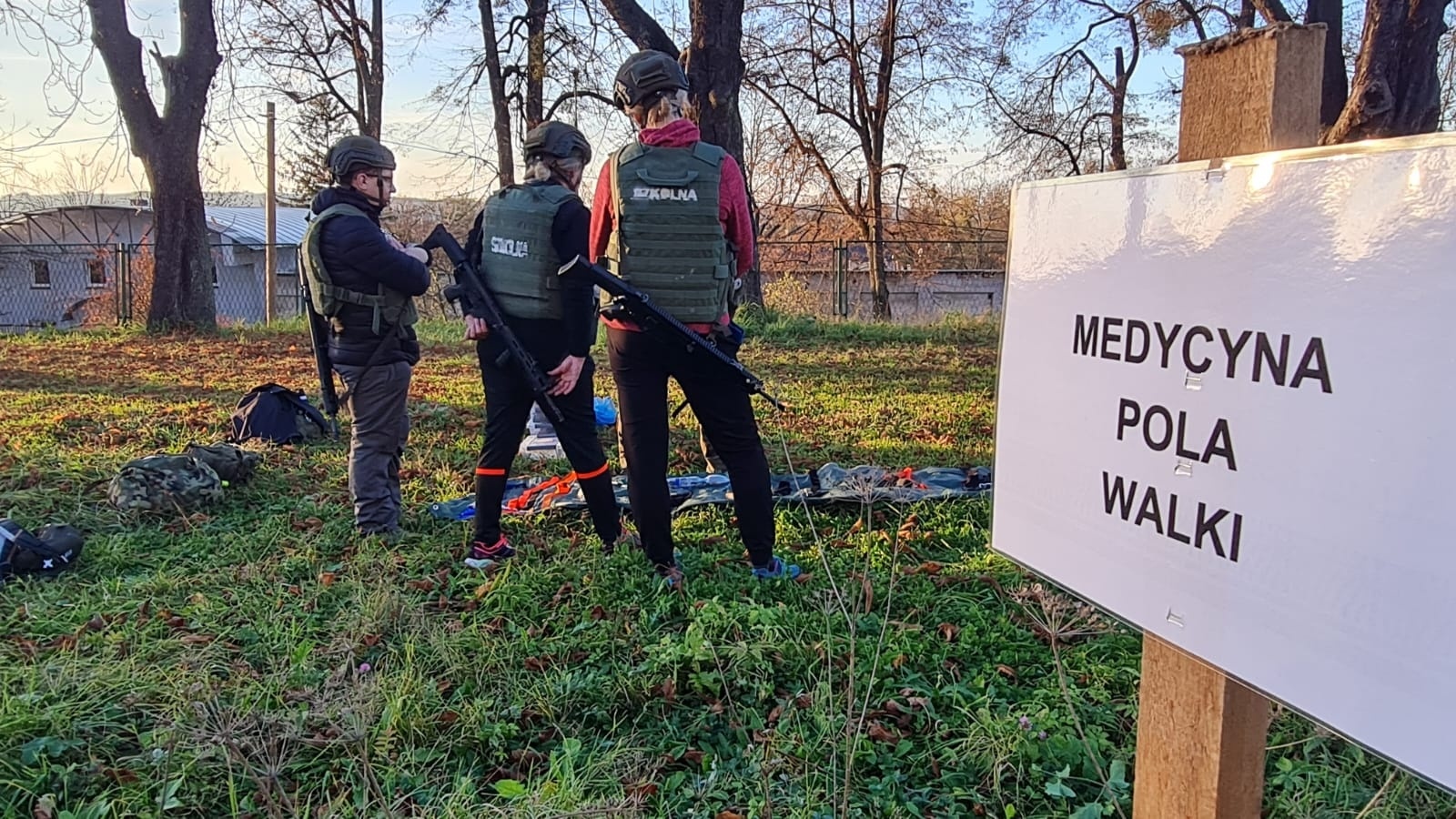 Zdjęcie w galerii na portalu naszwodzislaw.com: Śląscy terytorialsi szkolą pielęgniarki wiadomości z regionu