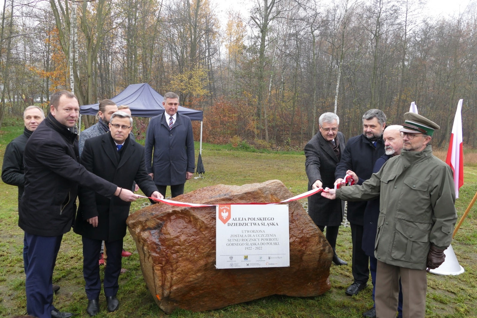 Zdjęcie w galerii na portalu naszwodzislaw.com: Otwarcie Alei Polskiego Dziedzictwa Śląska w Katowicach wiadomości z regionu