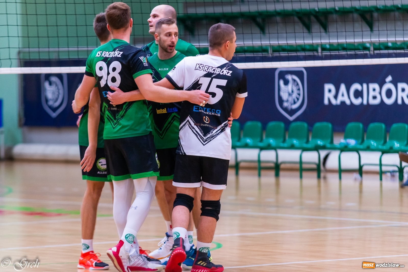 Zdjęcie w galerii na portalu naszwodzislaw.com: Siatkarskie derby w gatunku horroru [FOTO] wiadomości z regionu