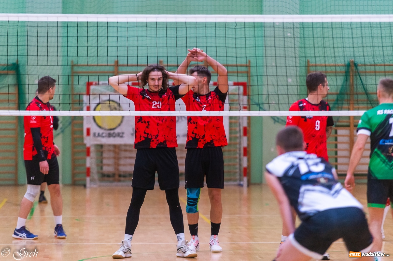 Zdjęcie w galerii na portalu naszwodzislaw.com: Siatkarskie derby w gatunku horroru [FOTO] wiadomości z regionu