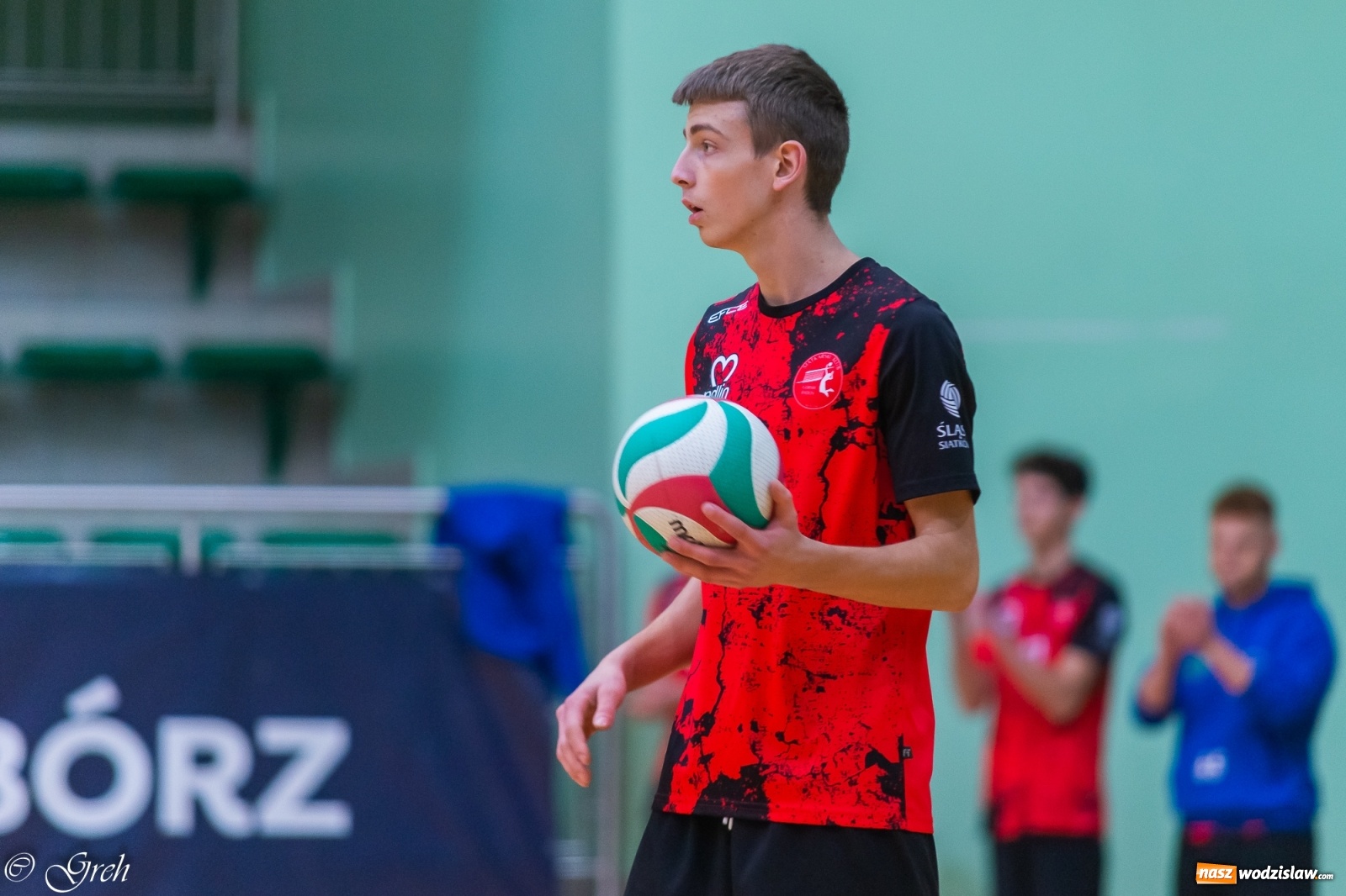 Zdjęcie w galerii na portalu naszwodzislaw.com: Siatkarskie derby w gatunku horroru [FOTO] wiadomości z regionu
