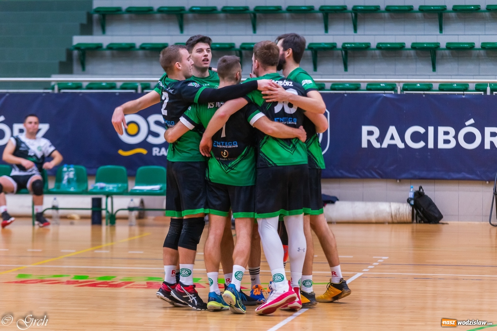 Zdjęcie w galerii na portalu naszwodzislaw.com: Siatkarskie derby w gatunku horroru [FOTO] wiadomości z regionu