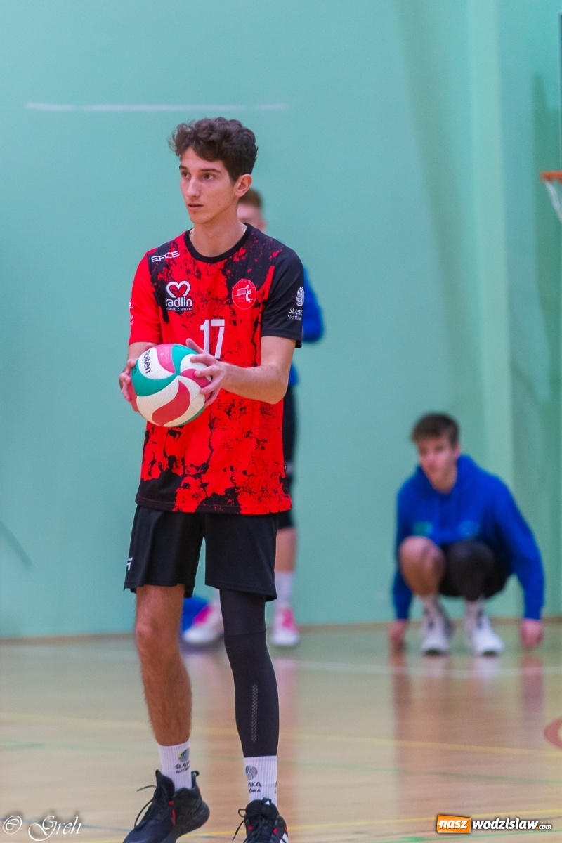 Zdjęcie w galerii na portalu naszwodzislaw.com: Siatkarskie derby w gatunku horroru [FOTO] wiadomości z regionu