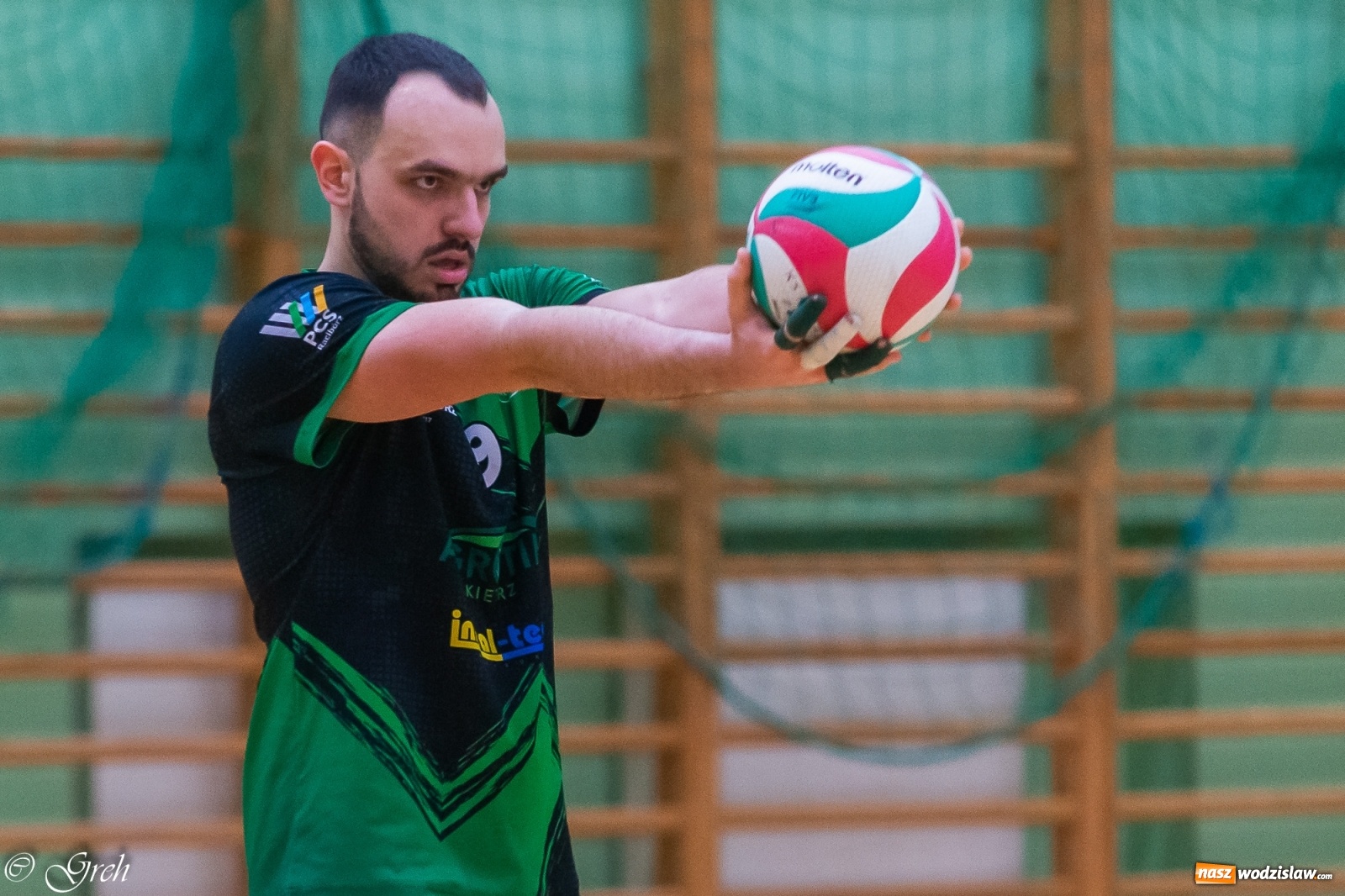 Zdjęcie w galerii na portalu naszwodzislaw.com: Siatkarskie derby w gatunku horroru [FOTO] wiadomości z regionu