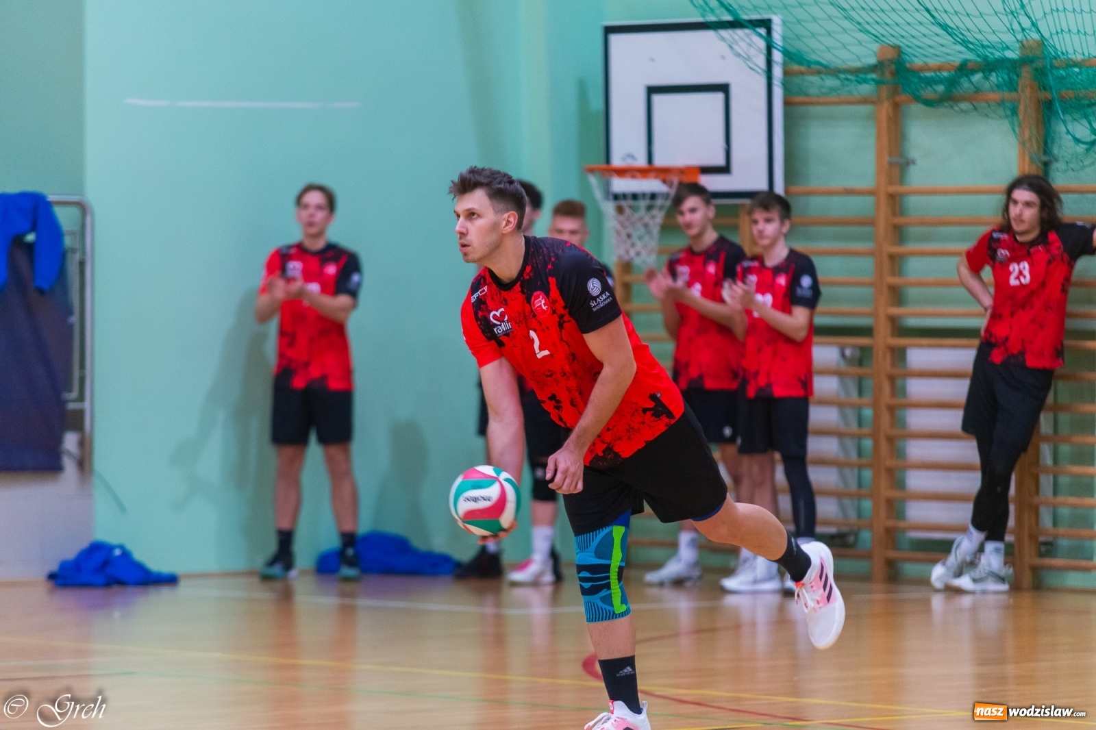 Zdjęcie w galerii na portalu naszwodzislaw.com: Siatkarskie derby w gatunku horroru [FOTO] wiadomości z regionu