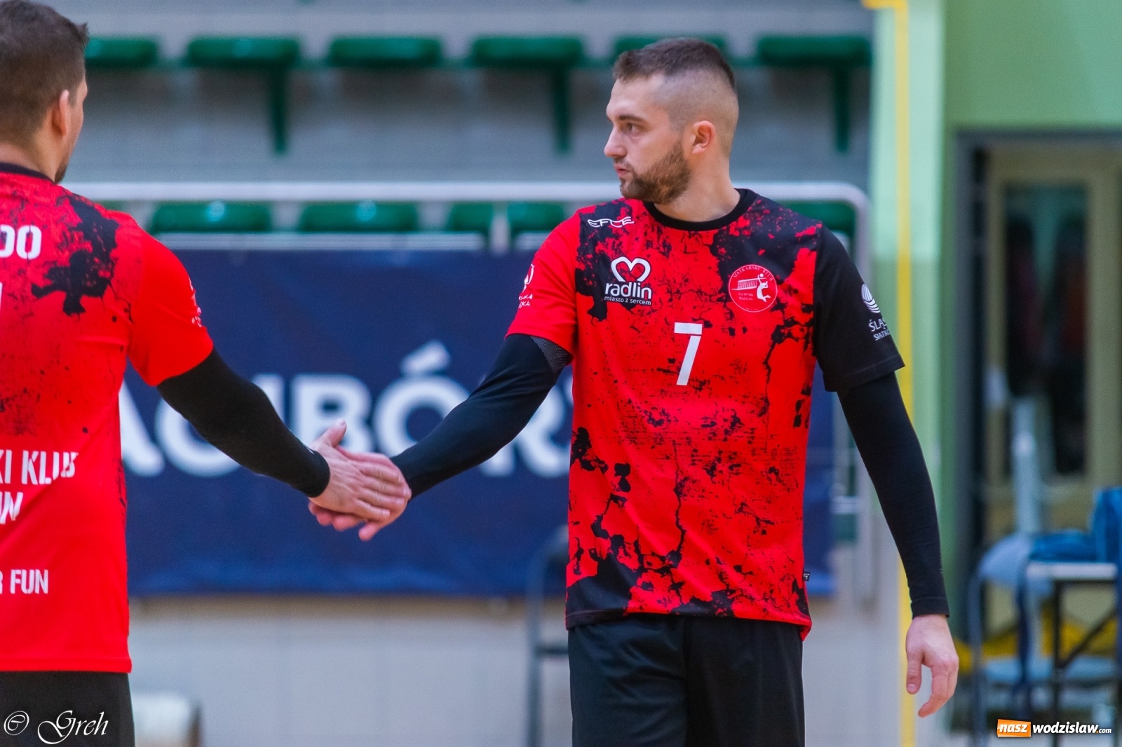 Zdjęcie w galerii na portalu naszwodzislaw.com: Siatkarskie derby w gatunku horroru [FOTO] wiadomości z regionu