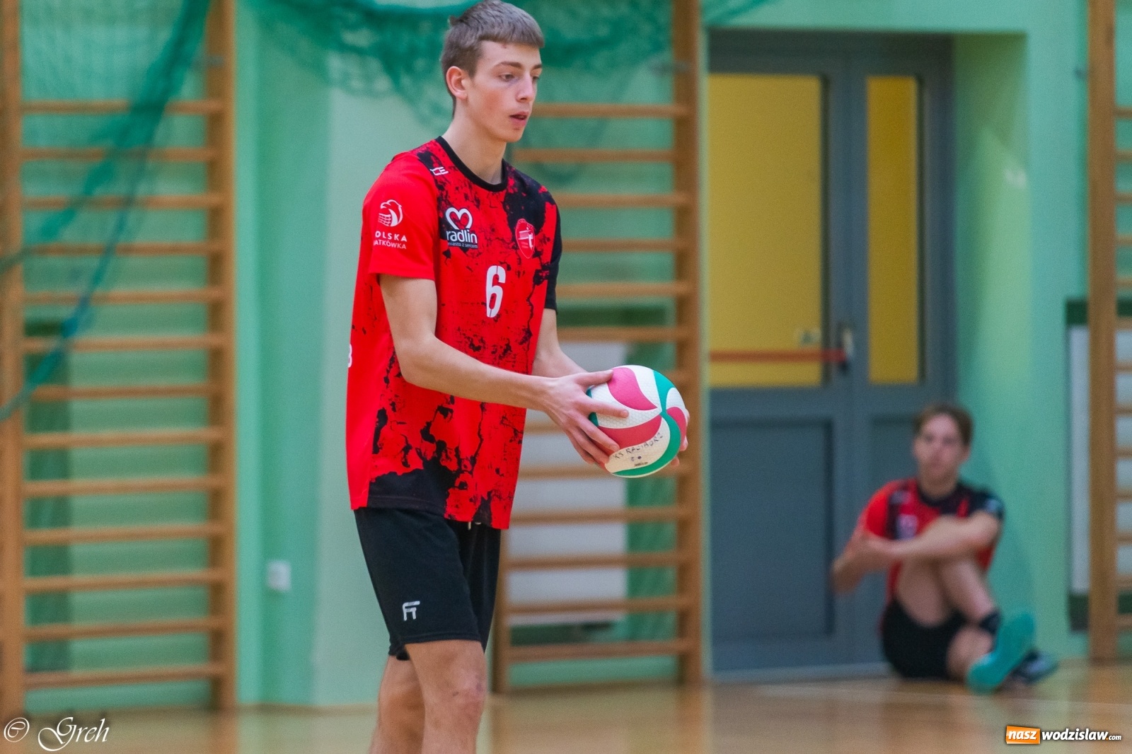 Zdjęcie w galerii na portalu naszwodzislaw.com: Siatkarskie derby w gatunku horroru [FOTO] wiadomości z regionu