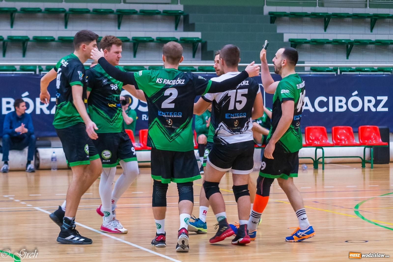 Zdjęcie w galerii na portalu naszwodzislaw.com: Siatkarskie derby w gatunku horroru [FOTO] wiadomości z regionu