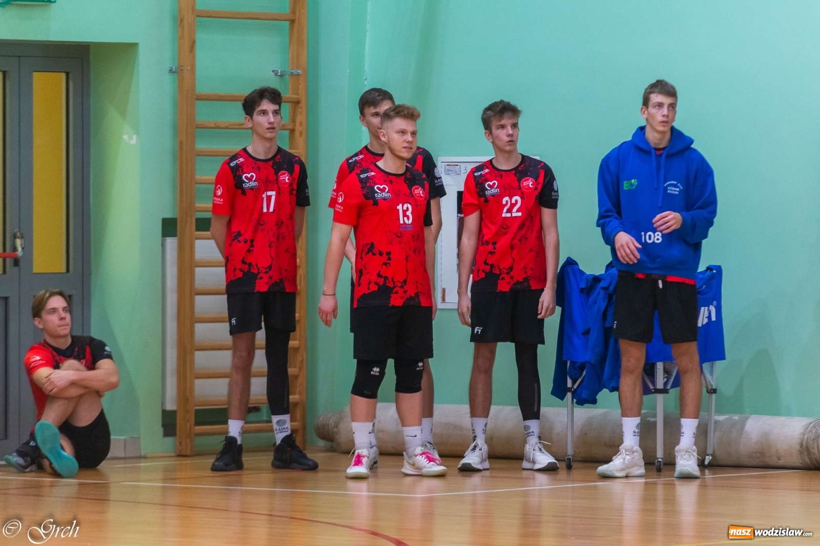 Zdjęcie w galerii na portalu naszwodzislaw.com: Siatkarskie derby w gatunku horroru [FOTO] wiadomości z regionu