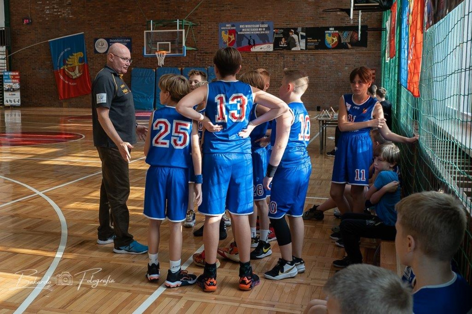 Zdjęcie w galerii na portalu naszwodzislaw.com: Pierwszy wodzisławski turniej minikoszykówki - U12M wiadomości z regionu