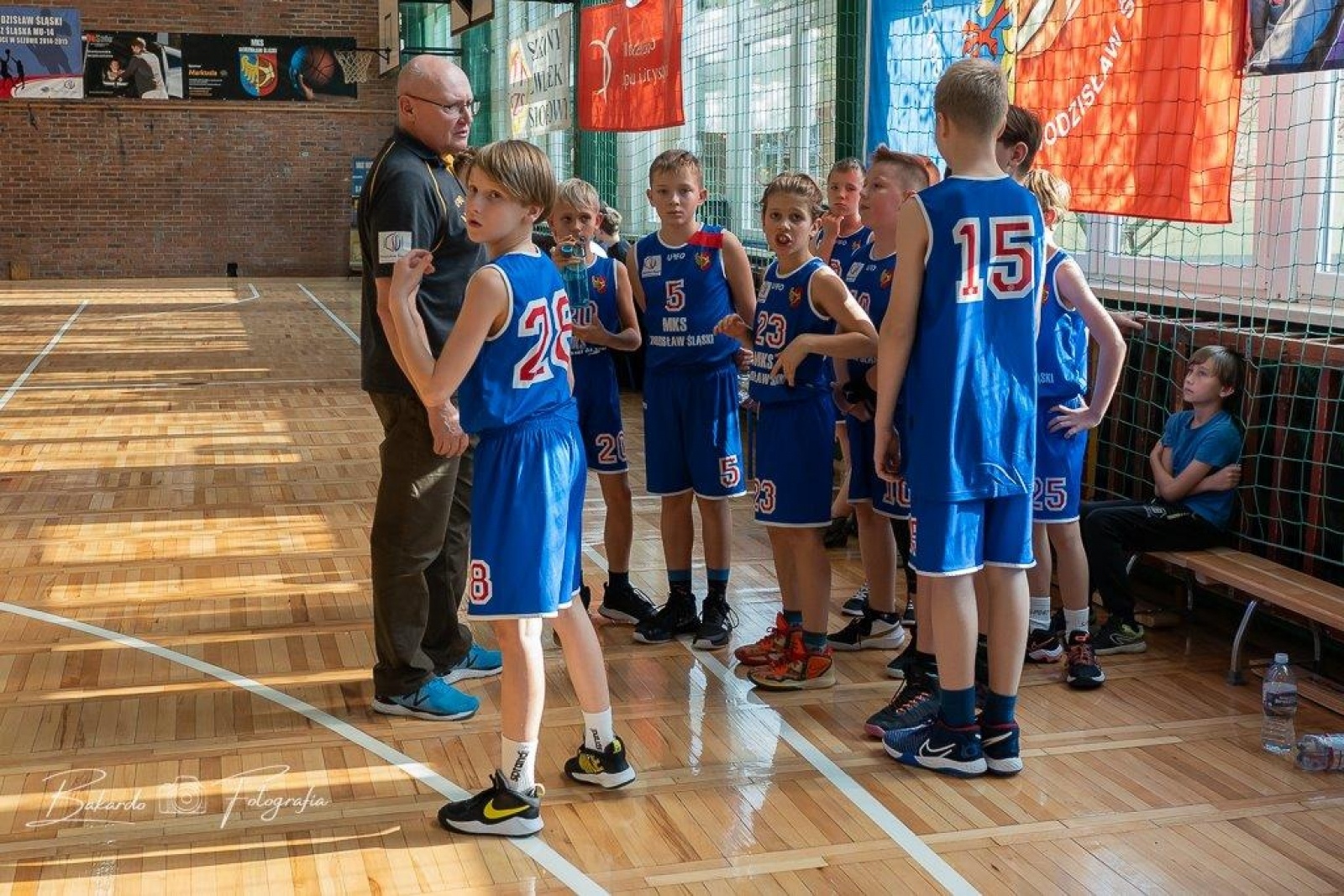 Zdjęcie w galerii na portalu naszwodzislaw.com: Pierwszy wodzisławski turniej minikoszykówki - U12M wiadomości z regionu