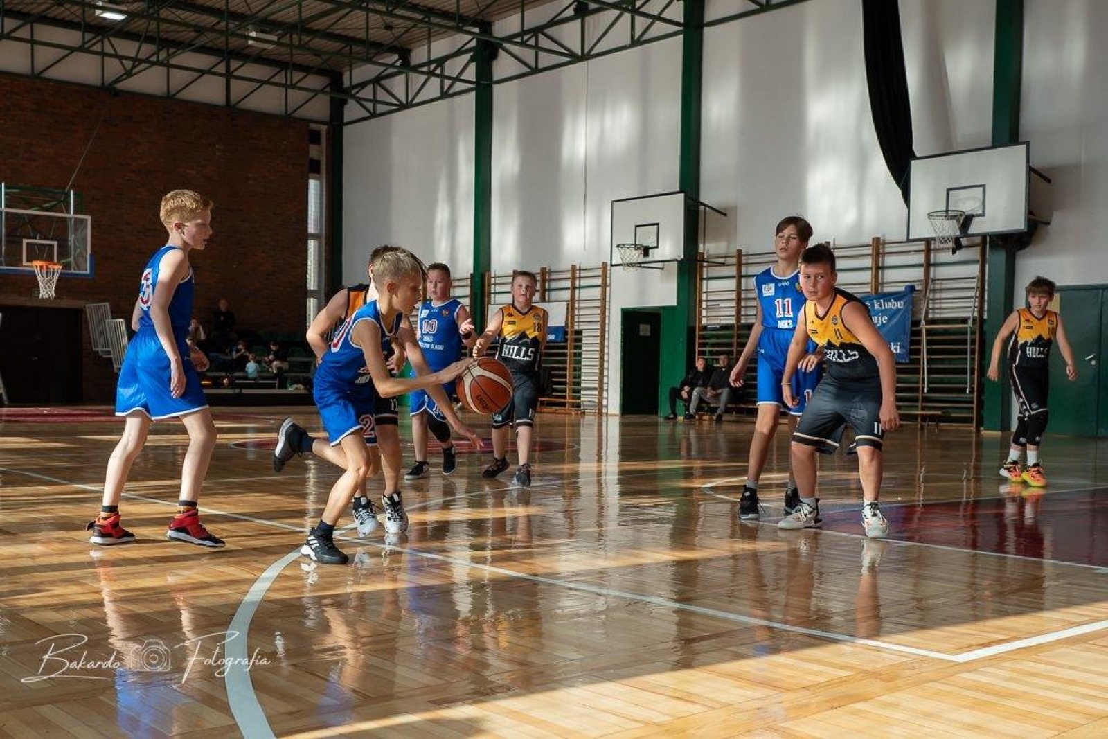 Zdjęcie w galerii na portalu naszwodzislaw.com: Pierwszy wodzisławski turniej minikoszykówki - U12M wiadomości z regionu