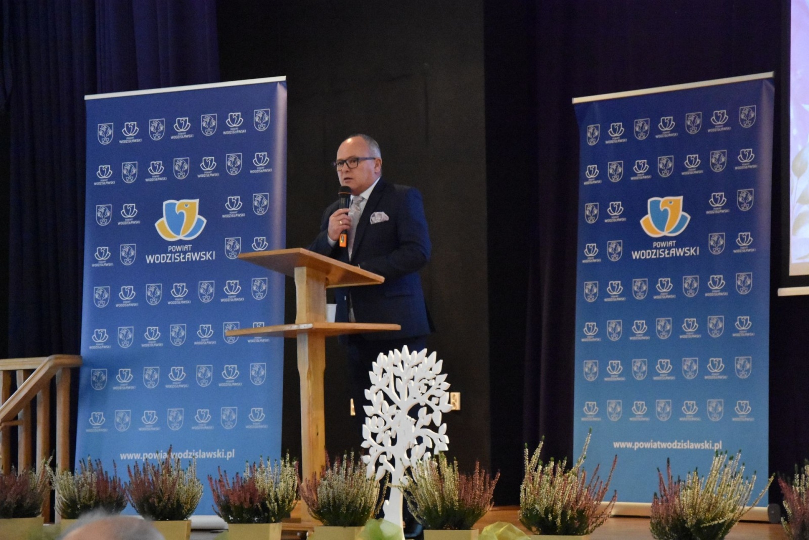 Zdjęcie w galerii na portalu naszwodzislaw.com: Pracownicy socjalni świętowali w Gorzycach [FOTO] wiadomości z regionu