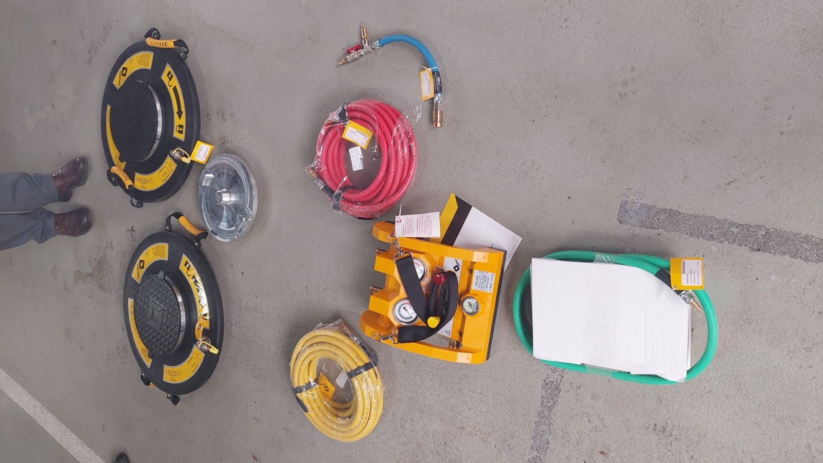 Zdjęcie w galerii na portalu naszwodzislaw.com: Kolejny nowoczesny sprzęt ratunkowy trafił do strażaków wiadomości z regionu