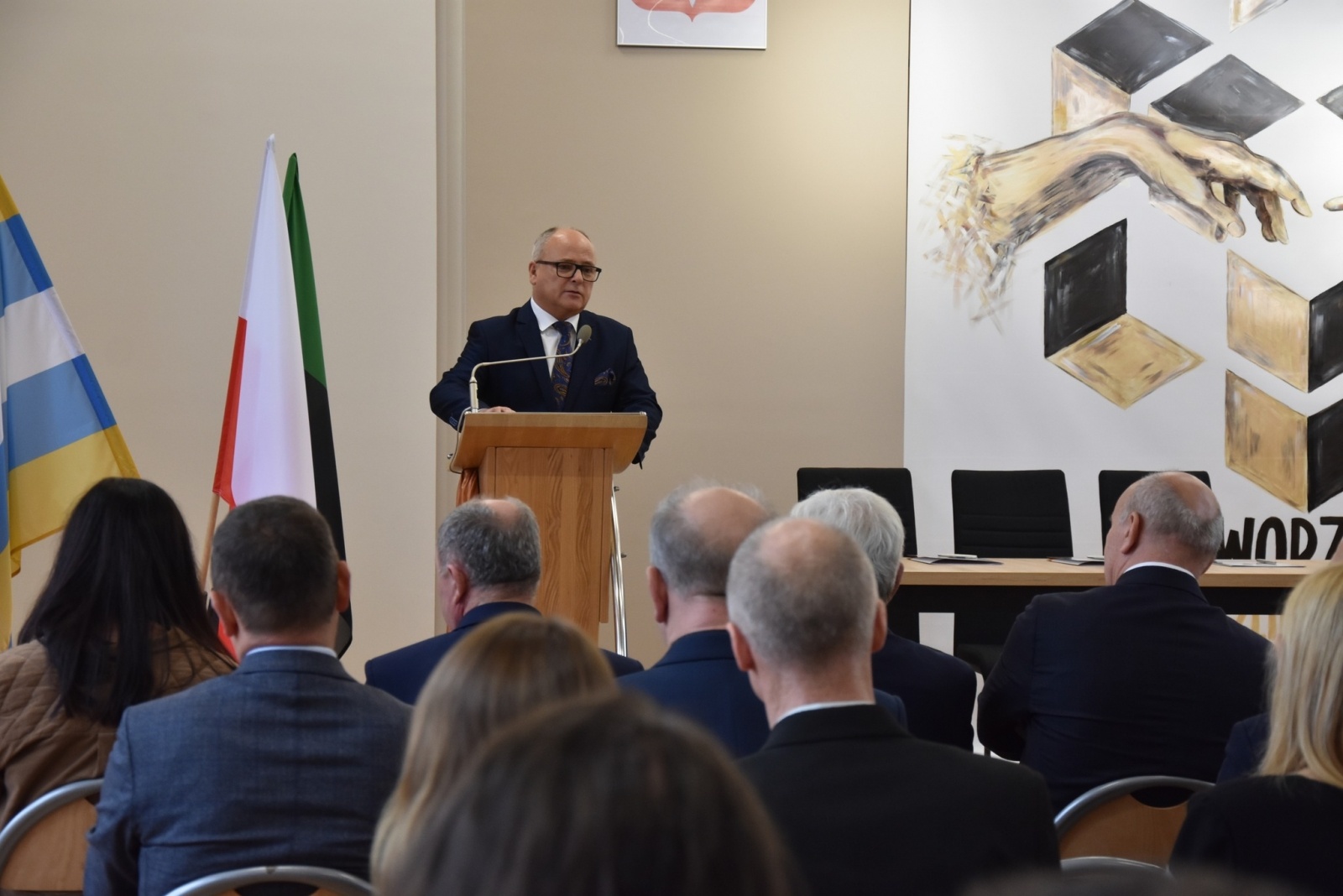 Zdjęcie w galerii na portalu naszwodzislaw.com: Święto Szkoły z kolejną umową patronacką [FOTO] wiadomości z regionu