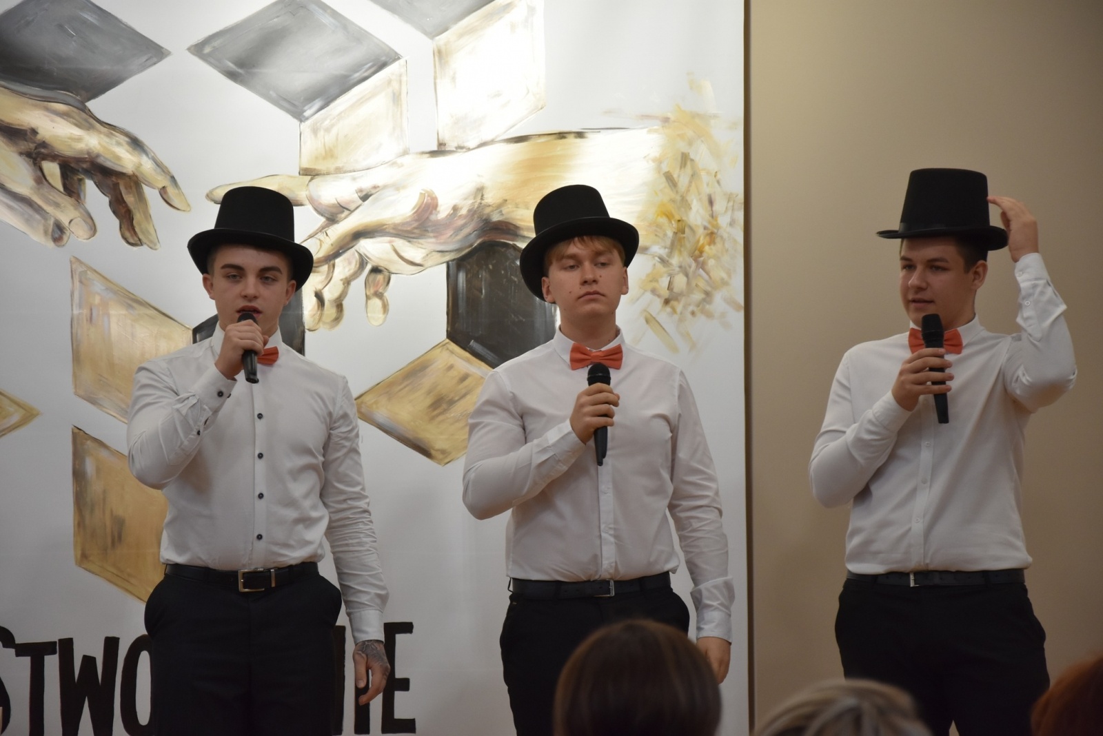 Zdjęcie w galerii na portalu naszwodzislaw.com: Święto Szkoły z kolejną umową patronacką [FOTO] wiadomości z regionu