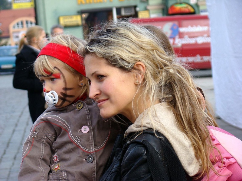 Zdjęcie w galerii na portalu naszwodzislaw.com: Trzy rzuty mleka w rynku wiadomości z regionu