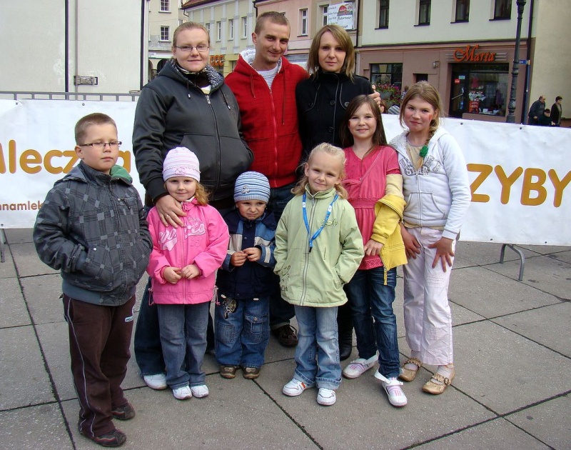 Zdjęcie w galerii na portalu naszwodzislaw.com: Trzy rzuty mleka w rynku wiadomości z regionu