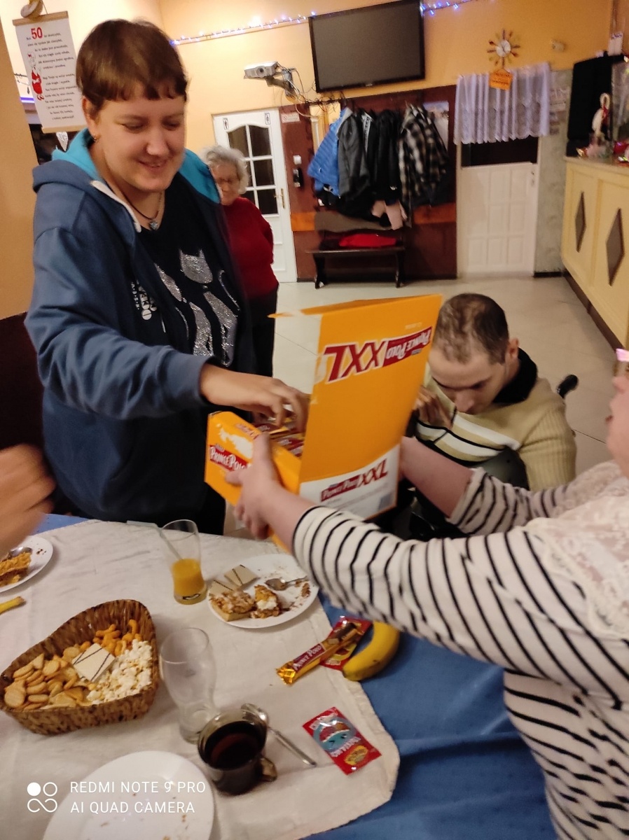 Zdjęcie w galerii na portalu naszwodzislaw.com: Dzień Osób Niepełnosprawnych w świetlicy Radość Życia w Pszowie wiadomości z regionu