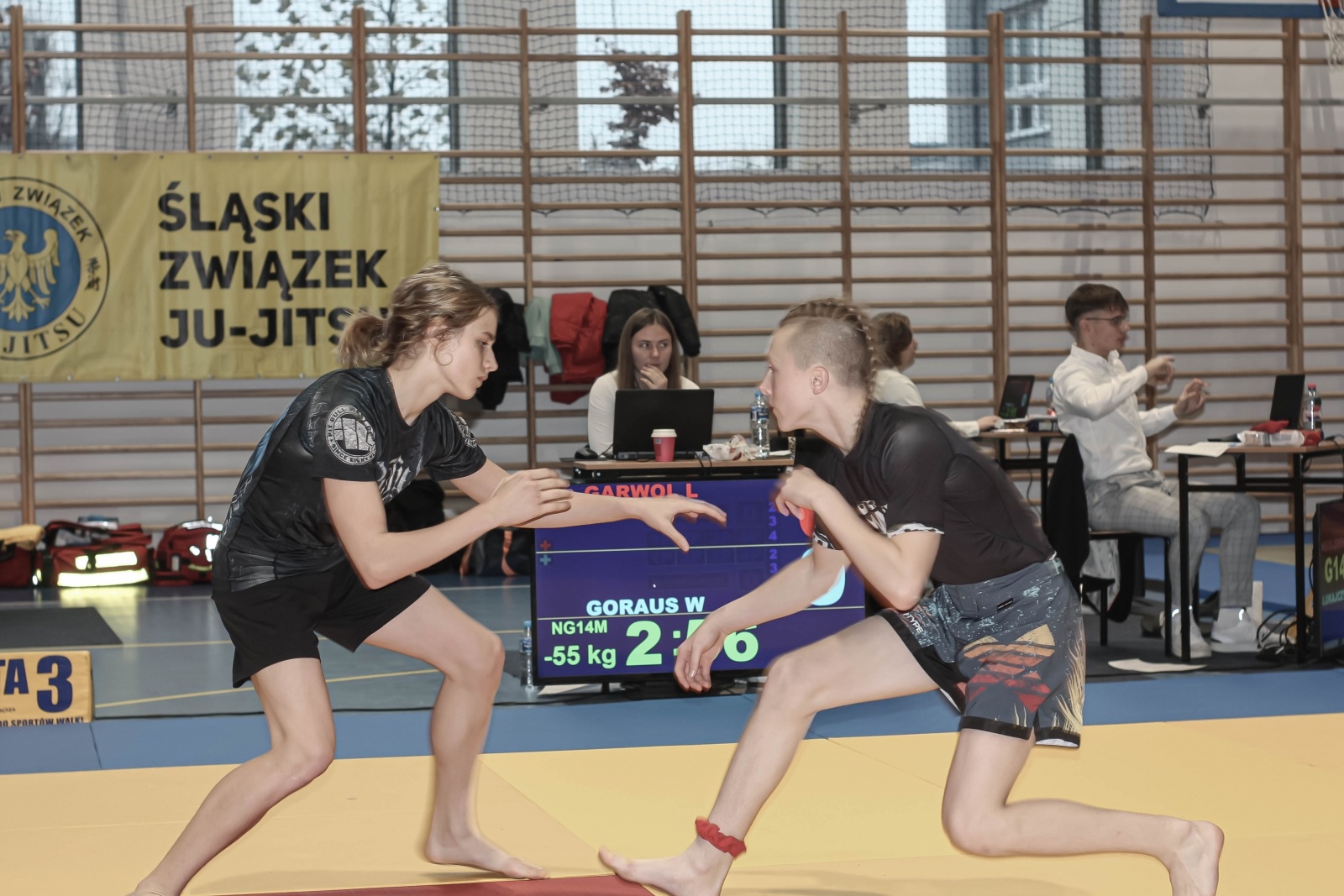 Zdjęcie w galerii na portalu naszwodzislaw.com: Worek medali Octagon Team wiadomości z regionu