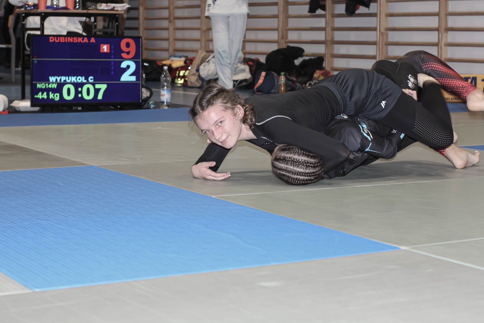 Zdjęcie w galerii na portalu naszwodzislaw.com: Worek medali Octagon Team wiadomości z regionu