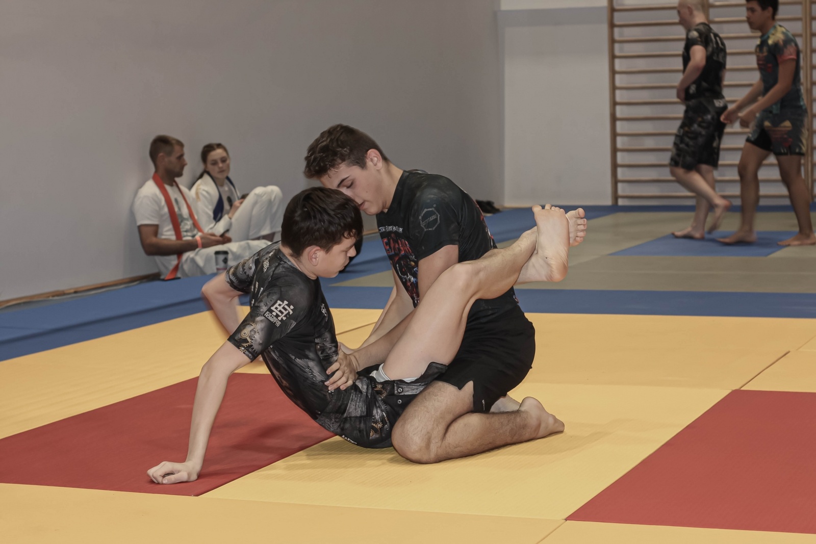 Zdjęcie w galerii na portalu naszwodzislaw.com: Worek medali Octagon Team wiadomości z regionu