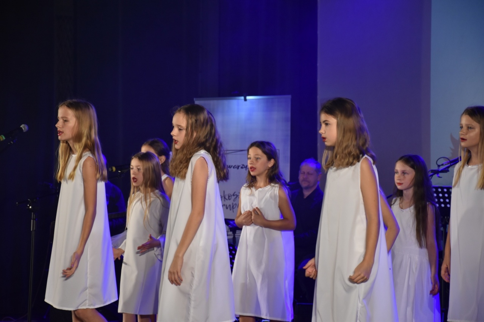 Zdjęcie w galerii na portalu naszwodzislaw.com: VIII Kokoszycka Jesień Artystyczna za nami [FOTO] wiadomości z regionu