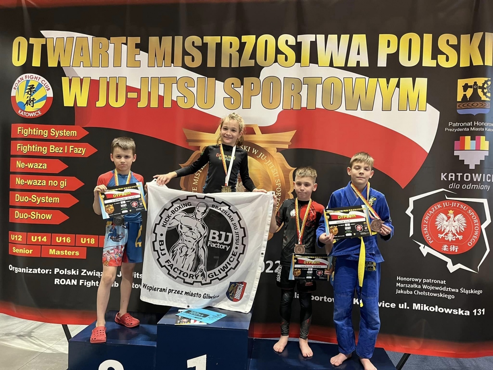 Zdjęcie w galerii na portalu naszwodzislaw.com: Sukcesy Akademii Top Team na mistrzostwach Polski w Katowicach wiadomości z regionu