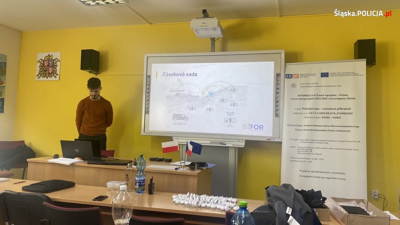 Zdjęcie w galerii na portalu naszwodzislaw.com: Wspólne szkolenie polskich i czeskich policyjnych przewodników psów wiadomości z regionu